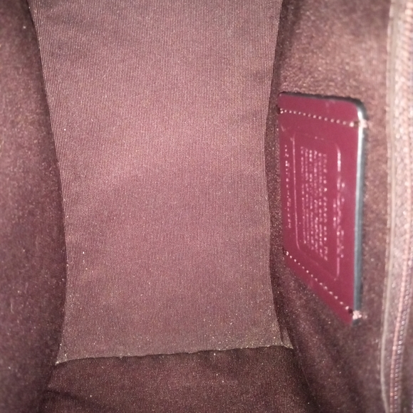 Coach - Picture 6 of 7